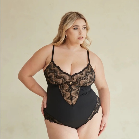 Pinsy Tops Pinsy Sculpting Lace Shapewear Bodysuit Poshmark